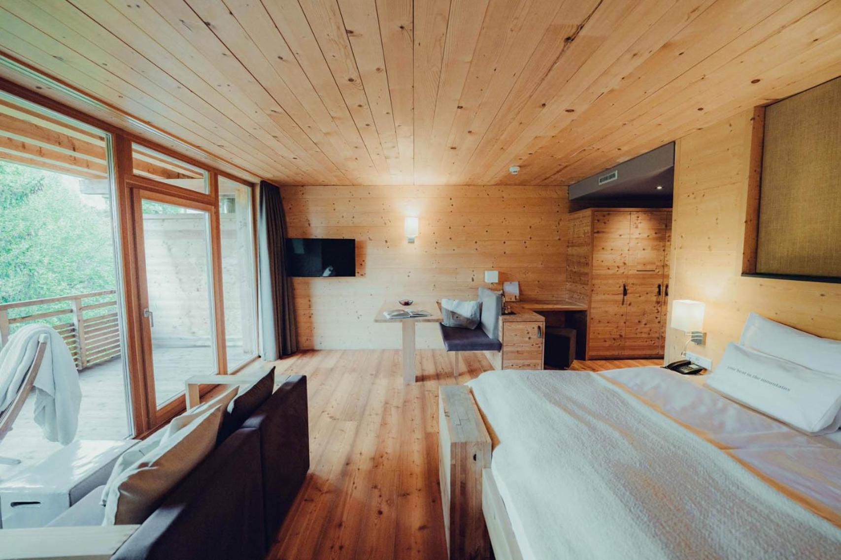 Holzhotel Forsthofalm Леоганг Экстерьер фото