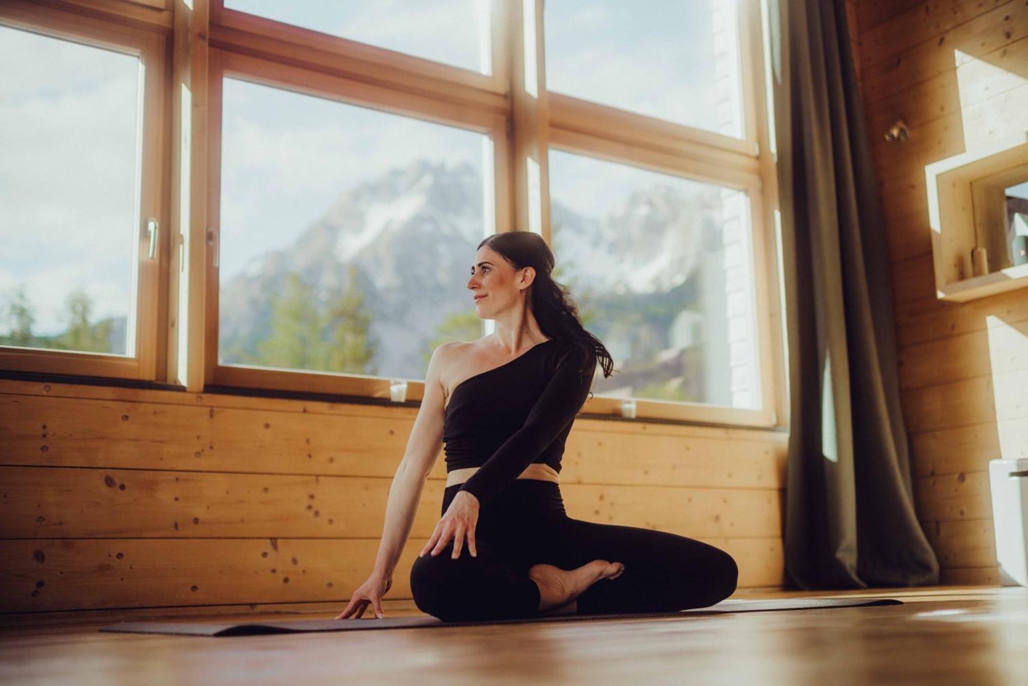 Holzhotel Forsthofalm Леоганг Экстерьер фото